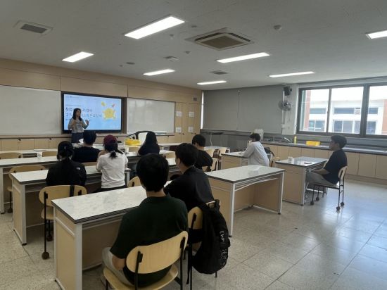 전주대가 전북기계공고와 함께 지난 5일 ‘구직 스트레스 집단상담 프로그램’ 운영했다. 전주대 제공