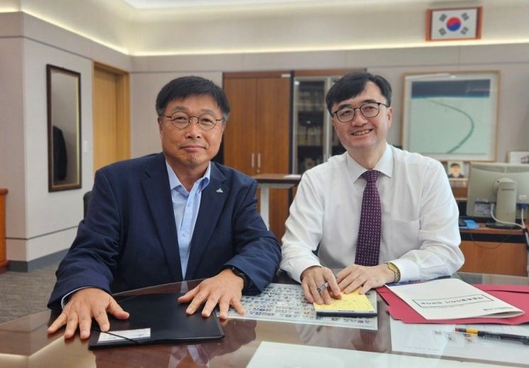 이승원 세종시경제부시장 기획재정부 차관 만나 '국비, 전폭지원' 요청