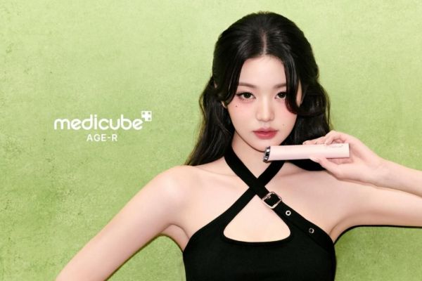 '뷰티 디바이스' 에이피알, 1020세대 잡는다…모델에 장원영 발탁
