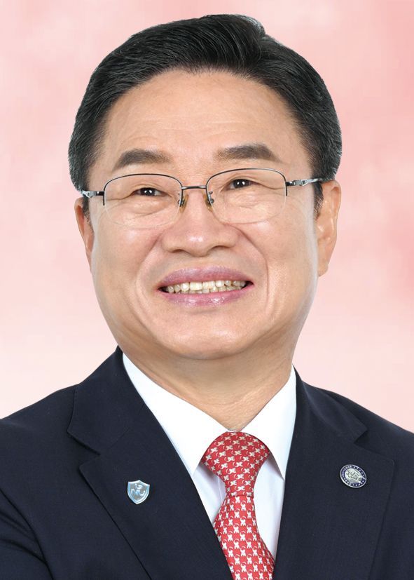 전 경상국립대학교 권순기 총장.