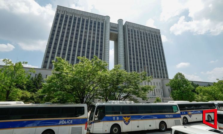 Seoul Seocho-gu Court Building. 2025.07.09 Photo by Joint Press Corps