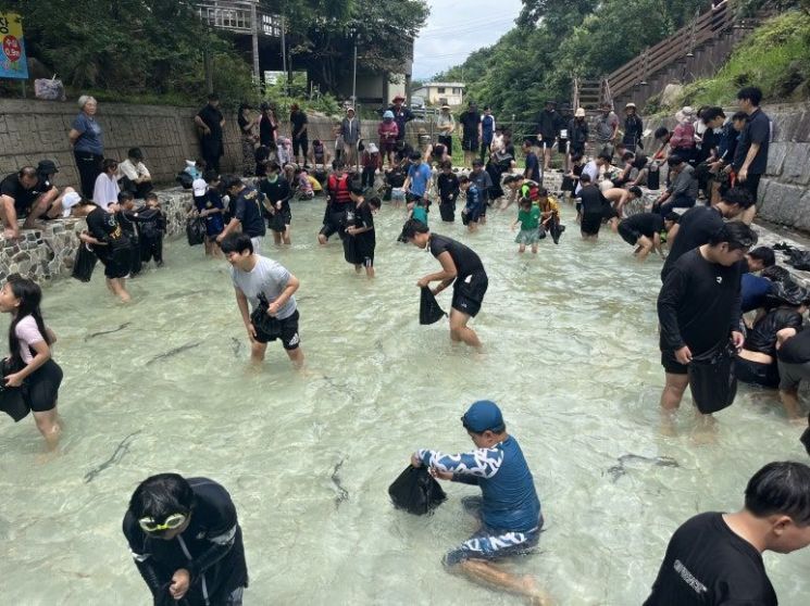 푹푹찌는 더위엔 영암 월출산 '기찬랜드'로…12일 개장