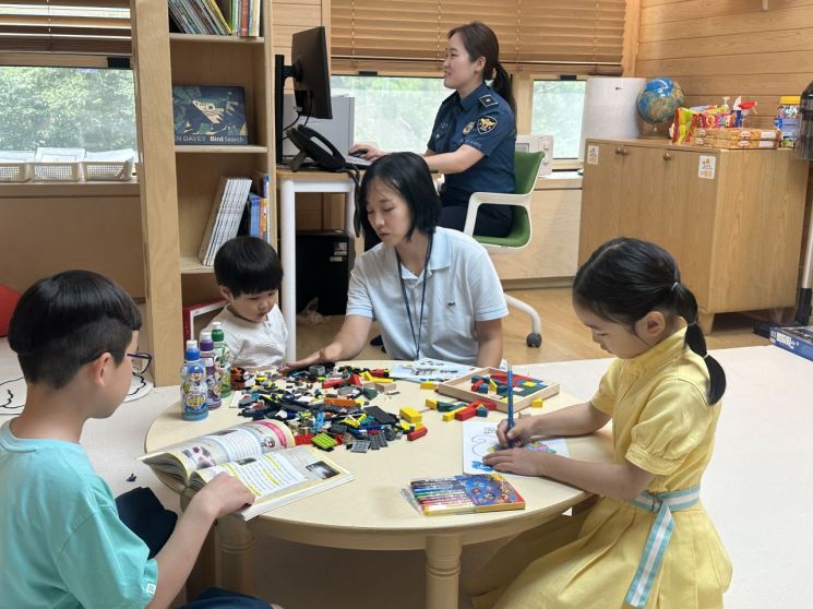 "아이 맡길 곳"…마포서에 경찰조직 첫 직장 내 돌봄공간
