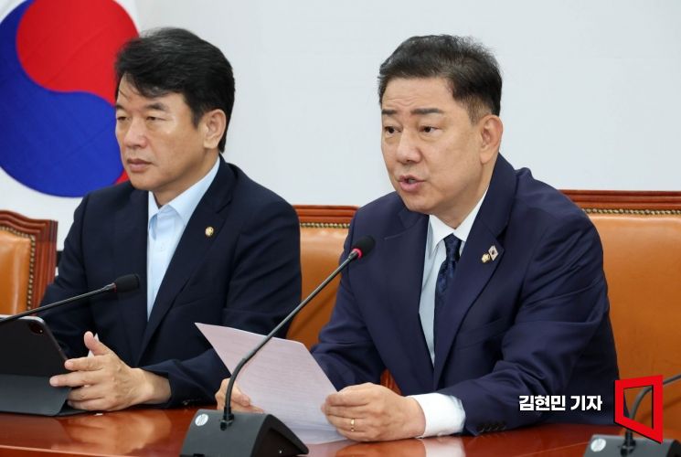 김병기 더불어민주당 당대표 직무대행 겸 원내대표가 10일 국회에서 열린 정책조정회의에서 발언하고 있다. 2025.7.10 김현민 기자