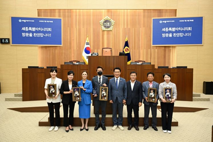 [포토] 세종시의회 방문한 제주도의회, '우호증진·정책교류'