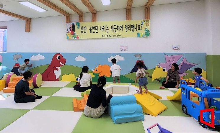 경북 의성군이 아이들행복꿈터 출산통합지원센터친환경 소재 도입·전문 위생관리 통해 아동 안전·쾌적성 확보.