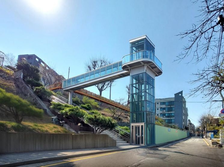 관악구 봉천동 비안어린이공원 조감도(고지대 이동약자 편의시설 설치 후). 관악구 제공.