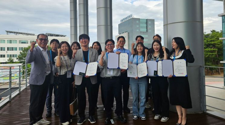 동신대 안경광학과 학생 5명, 학술대회서 '우수논문상'