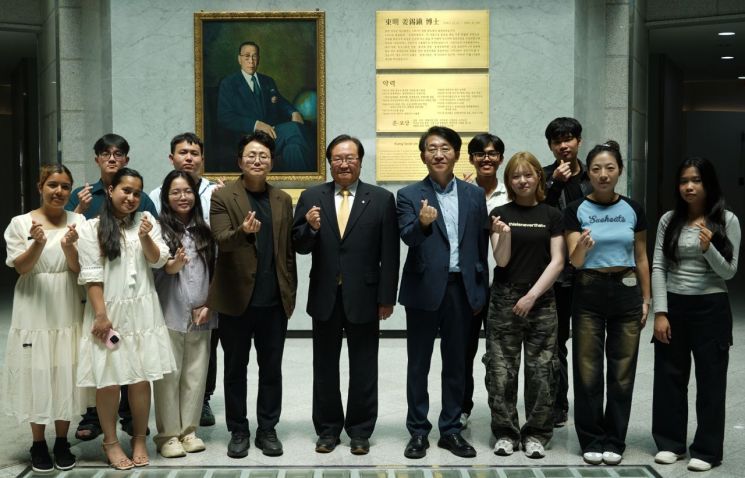 외국인유학생 무역인재 키운다… 동명대·무역협회, 지역 첫 실무교육 돌입