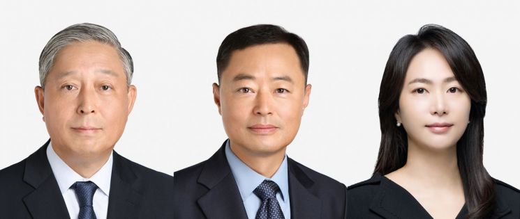 왼쪽부터 이규문 법무법인 화우 형사대응그룹 고문, 송병철 GRC센터 고문, 송경옥 파트너 변호사. 법무법인 화우