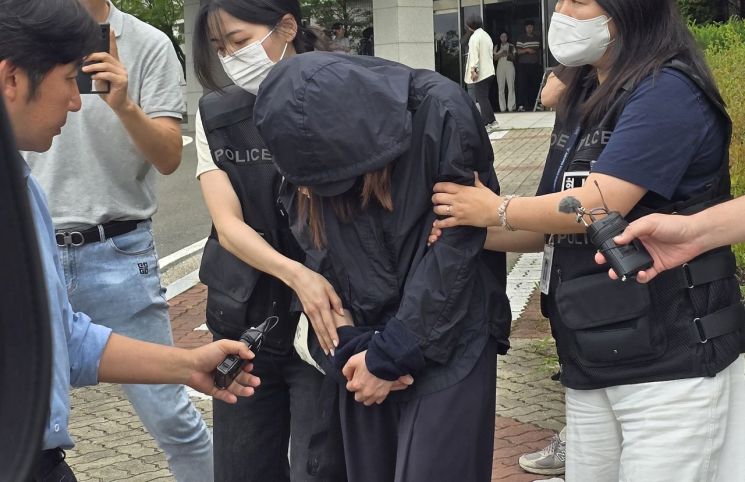 시험기간 학교 무단 침입한 학부모 영장실질심사. 연합뉴스