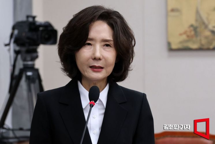 이진숙 사회부총리 겸 교육부 장관 후보자가 16일 국회 교육위원회에서 열린 인사청문회에서 모두발언을 하고 있다. 2025.7.16 김현민 기자