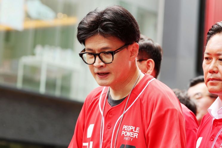 지난 5월29일 오후 광주 동구 충장로우체국 앞에서 국민의힘 한동훈 전 대표가 유세하고 있다. 연합뉴스