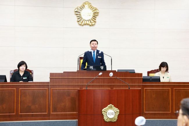 화순군의회는 오는 30일까지 15일간의 일정으로 제275회 임시회를 열고 본격적인 의정활동에 돌입했다. 화순군의회 제공
