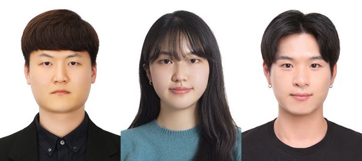 한국지구과학연합회 우수논문상을 수상한 학생들. (왼쪽부터)박정현, 김고은, 이종한 씨.