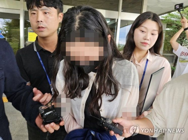 시험기간 학교 무단 침입한 기간제 교사 영장실질심사. 연합뉴스