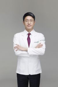 해운대부민병원 신경외과 이현곤 과장.