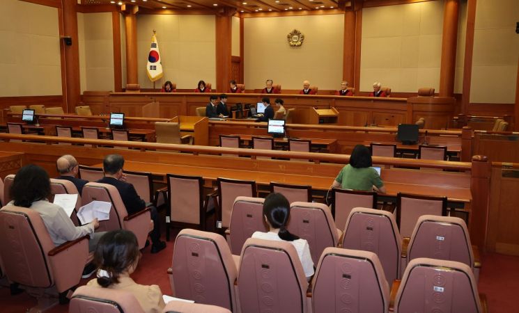 17일 서울 종로구 헌법재판소 대심판정에서 손준성 대구고검 차장검사(검사장) 탄핵 심판 선고가 열리고 있다. 2025.7.17 연합뉴스