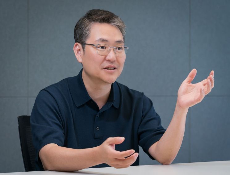 장영근 카카오페이손해보험 대표가 아시아경제와 인터뷰하고 있다. 카카오페이손보