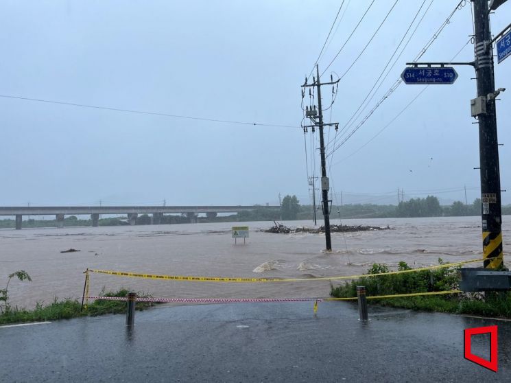 부여군, 이틀간 최대 380mm '물폭탄'…농작물·도로·문화유산 등 피해 속출