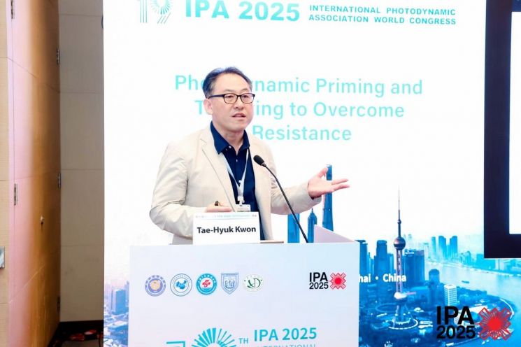 “암세포에 빛 쪼여 사멸 유도”… UNIST 권태혁 교수, ‘보건의료 R&D 우수성과 30선’ 선정