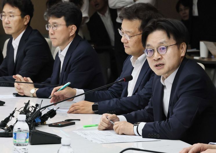 김정관 산업장관 "관세협상, 모든 가능성 열려 있다…방미도 검토"