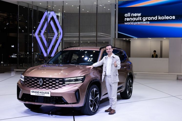 르노코리아 신임 대표이사에 니콜라 빠리 선임… 스테판 드블레즈는 인도 총괄 CEO