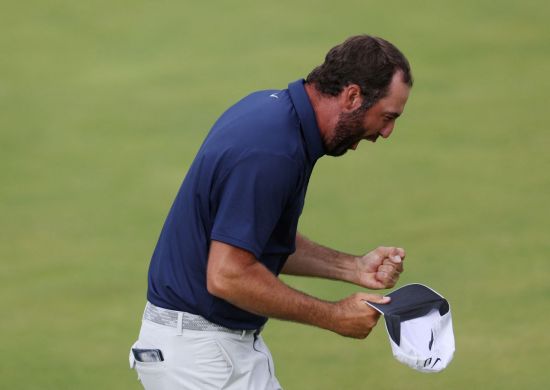 메이저 챔피언 셰플러, 더 벌렸다