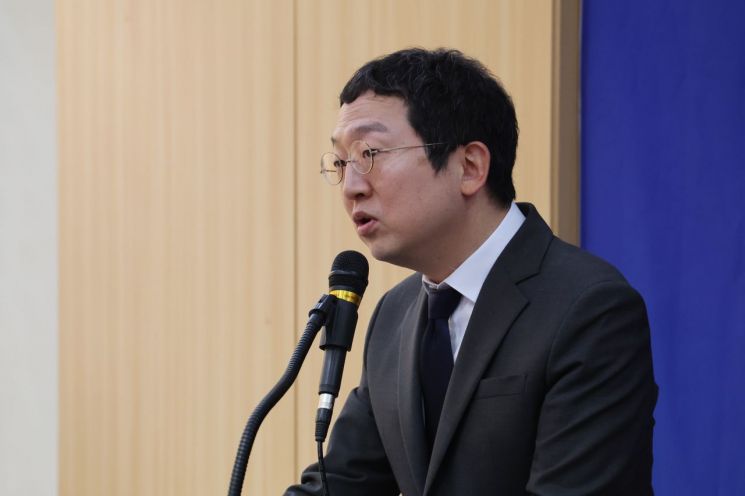 브리핑 하는 정민영 특검보. 연합뉴스