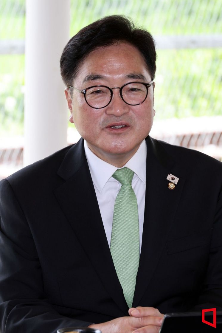 우원식 국회의장이 23일 경기도 파주 임진각 평화누리공원에서 유흥식 추기경을 만나 발언을 하고 있다. 2025.7.23 국회사진기자단