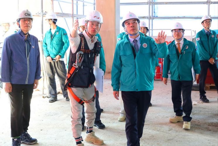 "Public Safety as the Top Priority"... Korea Workers' Compensation and Welfare Service Implements On-Site Safety Management for Heatwave Preparedness