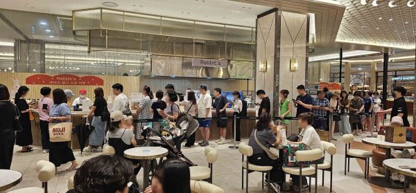 신세계百 대구점 '스위트파크' 1년 매출 70%↑…'디저트 축제' 진행