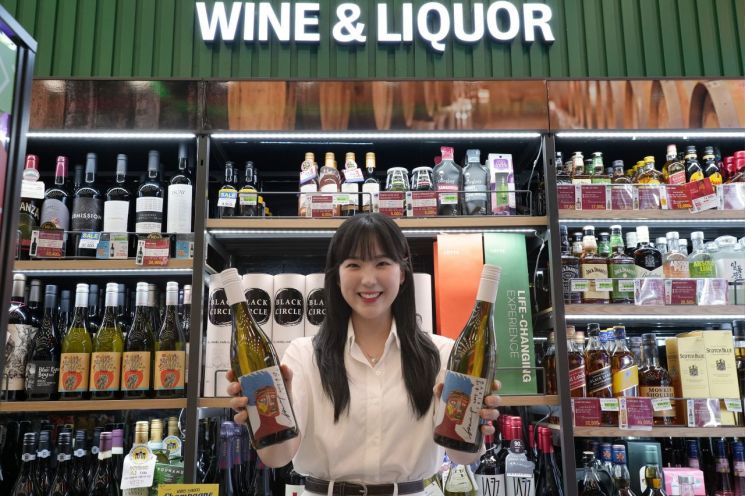 품절대란 '하정우 와인' 또 나왔다…세븐일레븐, 신규 브랜드 '마키키' 론칭