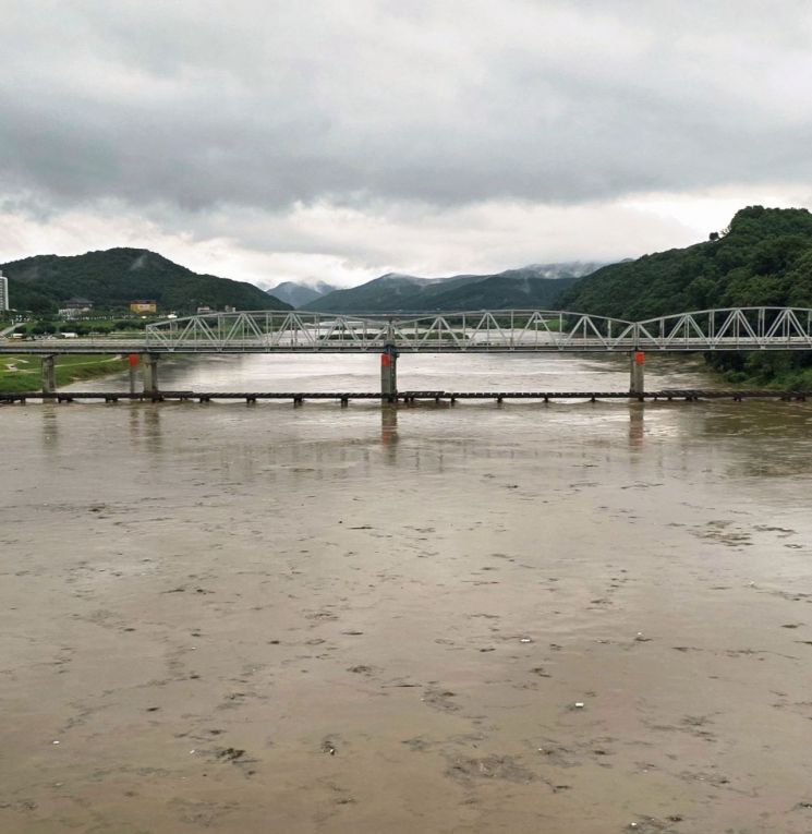 폭우로 난리 난 공주시…이장들은 '필리핀 관광성 해외 연수' 논란 