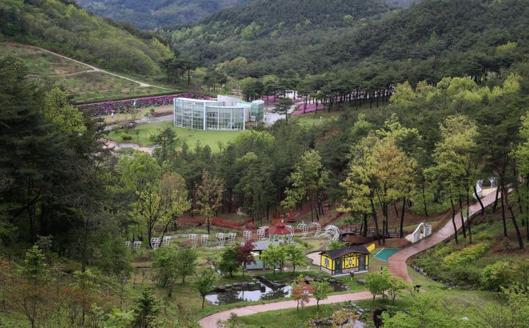 지리산 정원 전경. 구례군 제공