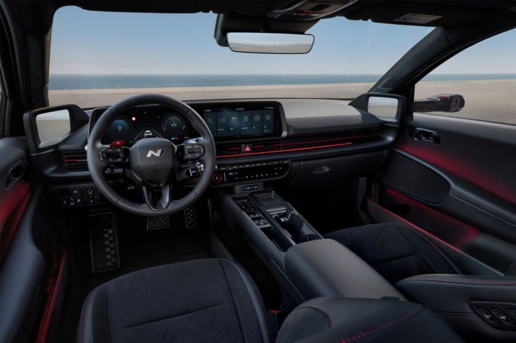 현대차, '더 뉴 아이오닉 6' 출시…최대 주행거리 562㎞