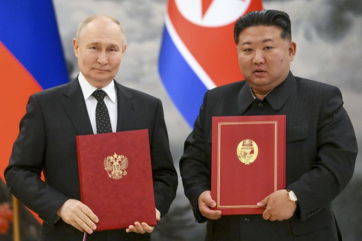 "70년 유대 강화하는 역사적 사건"…북-러 수도 잇는 직항편 운행