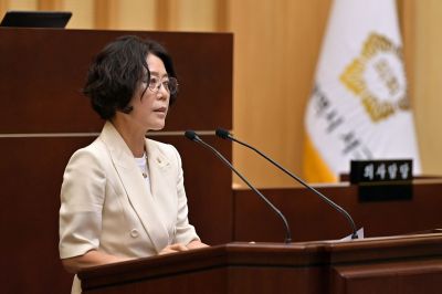 윤정민 광주 서구의원 "핑크 맨홀 전면 교체해야"