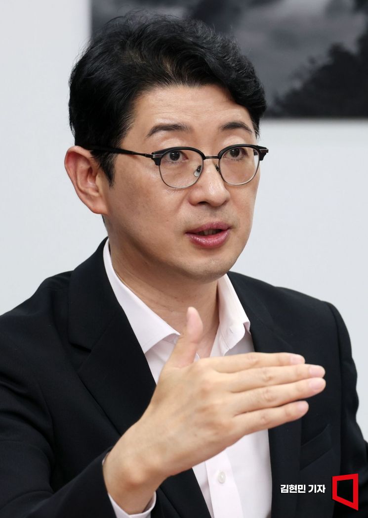 국민의힘 당대표 출마를 선언한 주진우 의원이 28일 국회에서 아시아경제와 인터뷰를 하고 있다. 2025.7.28 김현민 기자