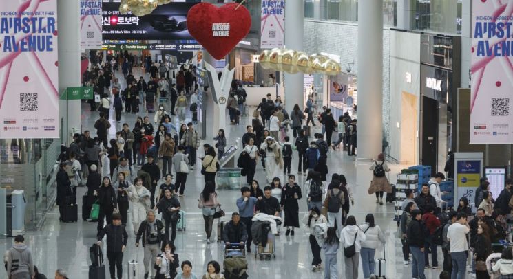 인천공항 1터미널 면세구역. 연합뉴스