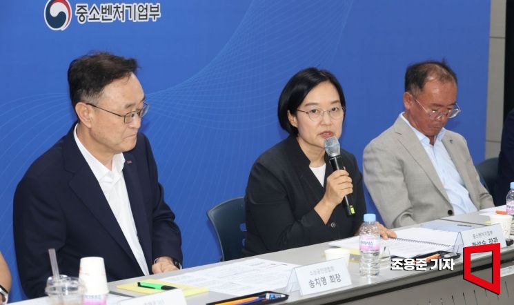 중소기업계 "지원사업 증빙 서류 간소화 필요" 한 목소리