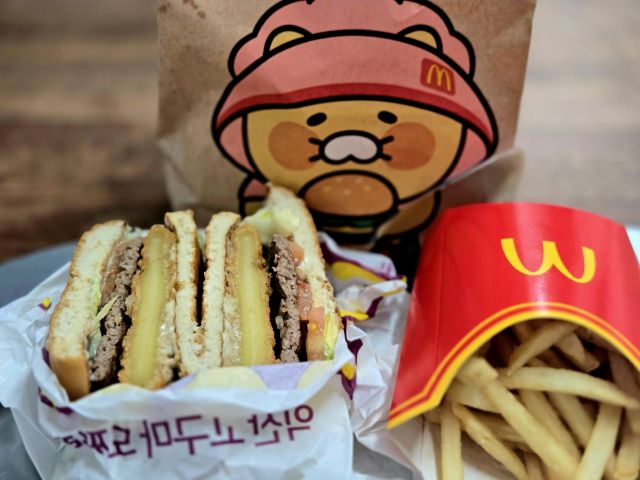 [먹어보니]고구마·치즈·할라피뇨의 조합…흥행 이유 있었다
