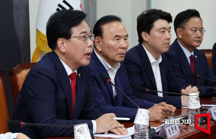 [포토] 송언석 “15% 관세 적절한 수준…4500억 달러 투자·구매는 과도”