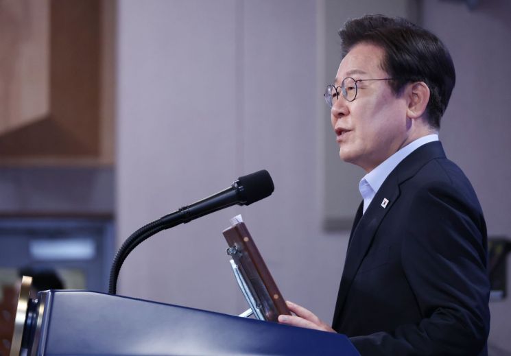 "李 대통령, 역사에 죄 짓지 말자"…강훈식이 전한 협상 비화