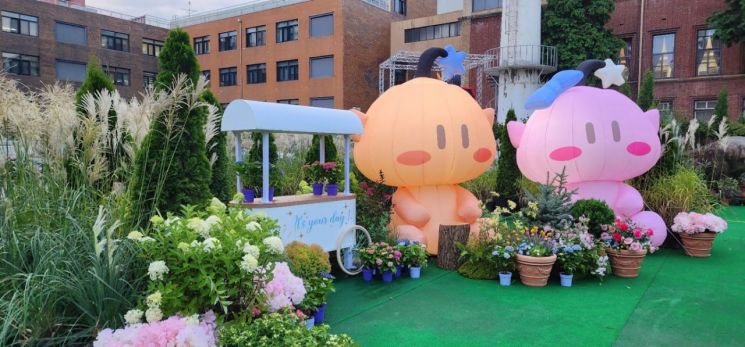 꽃 조형물과 꿈씨 패밀리로 '대전 0시 축제' 분위기 달궈 