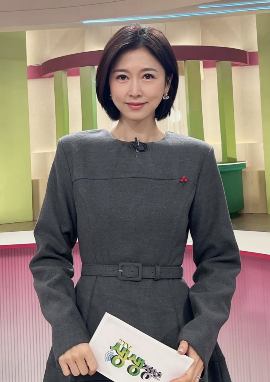 이선영 아나운서가 KBS 퇴사 소식을 전했다. 이선영 아나운서 인스타그램