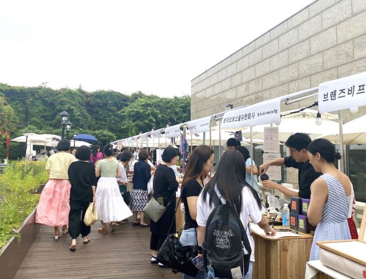 지난해 열린 소상공인 동행마켓 모습. 강남구 제공.