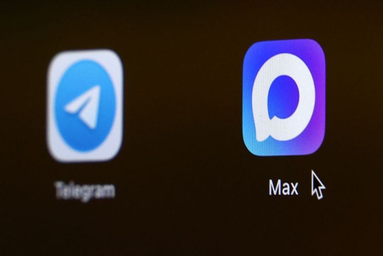 대통령이 내 휴대폰을 검열한다고?…'국가 메신저' 안 깔면 푸틴에게 처벌받는다