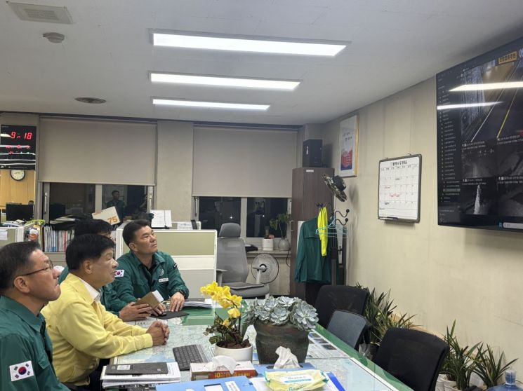 이상근 고성군수, 집중호우속 재난대응 총력.