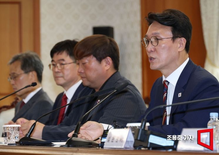 [포토] 이태원 참사 추모위원회 발언하는 김민석 총리 